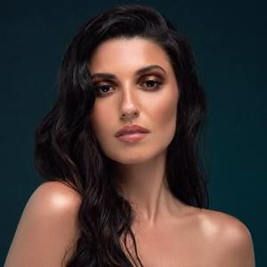 Meet your Posher, Catherine